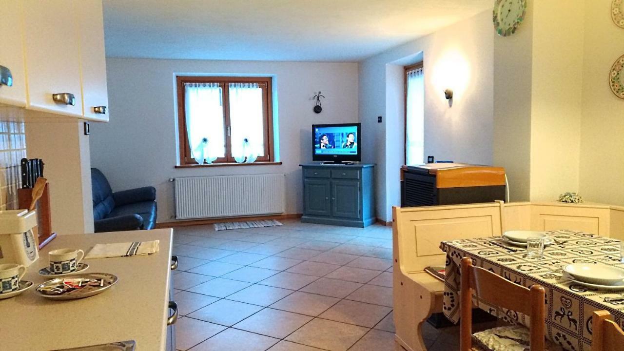 Casa Rossi Daire Le Grazie  Dış mekan fotoğraf