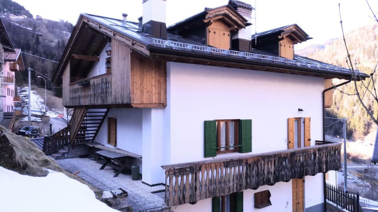 Casa Rossi Daire Le Grazie  Dış mekan fotoğraf